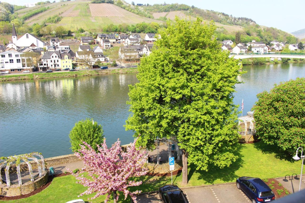 Pension Adelheid Moselhype&Wine Zell Exterior foto
